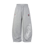 M / Gray pants