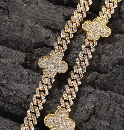 Clover Stone Bracelet