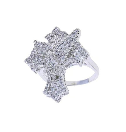 The new dove of peace cross full of diamond rings, hip hop tide men's and women's ins, light luxury design, high-end sense of versatile rings