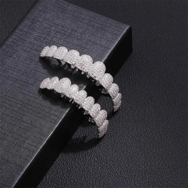 14K Gold-Plated 10-Tooth Grillz Set