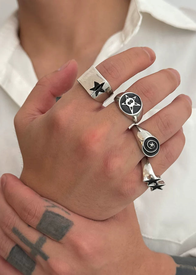 Men's 4-piece set of dripping oil five-pointed star ring set European and American hip-hop trend fashion boys take photos with accessories