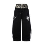 M / Black pants