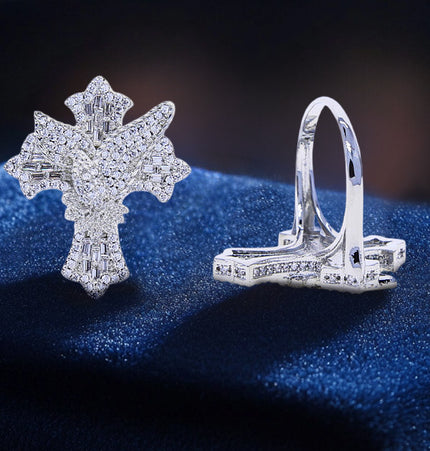 The new dove of peace cross full of diamond rings, hip hop tide men's and women's ins, light luxury design, high-end sense of versatile rings