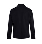 M / Black suit