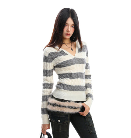 THETLSTUDIO BIGGOLD American vintage hot girl contrast striped V-neck hooded knit sweater for women autumn slimming top