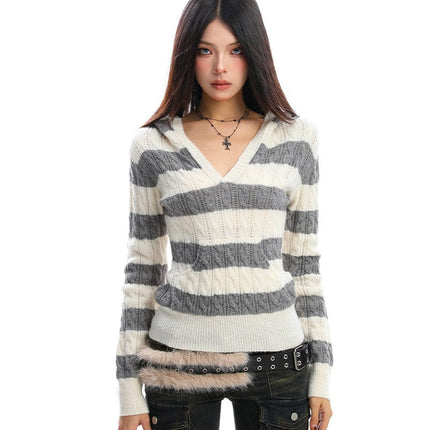 TALKLESSFASHION BIGGOLD American vintage hot girl contrast striped V-neck hooded knit sweater for women autumn slimming top