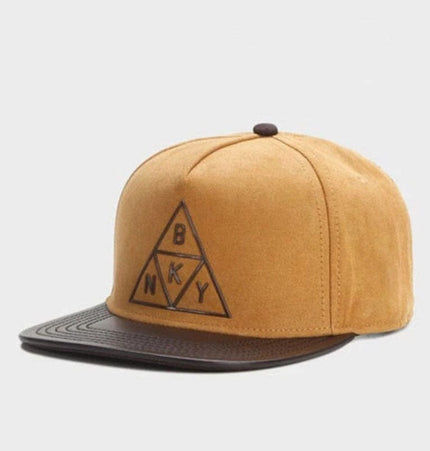 TALKLESSFASHION Brown triangle Suede cartoon bear, popular foreign trade, cross-border e-commerce, wholesale supply, baseball cap, outdoor sports, cycling, flat-brimmed hat