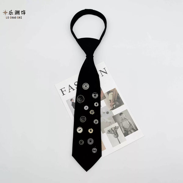 Le Chao ornament black button tie