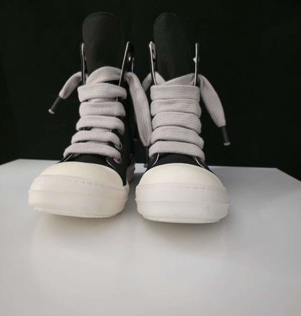 THETLSTUDIO Europe Station Platform Shoes 2023 New High Top Shoes Men's Canvas Platform Pentagram Couple Shoes Casual Booties Women