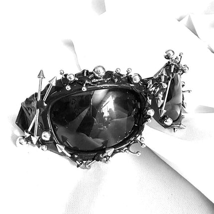 TALKLESSFASHION European and American street punk rivet metal design sense color European and American sunglasses fashionable trend face small glasses