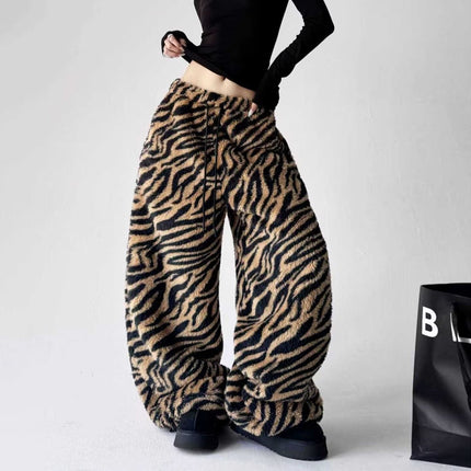TALKLESSFASHION Korean retro lazy leopard print warmth can be worn inside and outside, wide-leg sweatpants, women's winter casual jazz dance scimitar pants