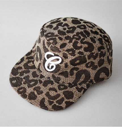 TALKLESSFASHION M（56-58cm） / leopard print Korean version of niche retro leopard print flat top flat brim hat for men and women, fashion trend, cool and handsome, sweet and spicy, casual and versatile