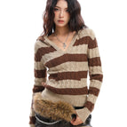 M / Coffee color
