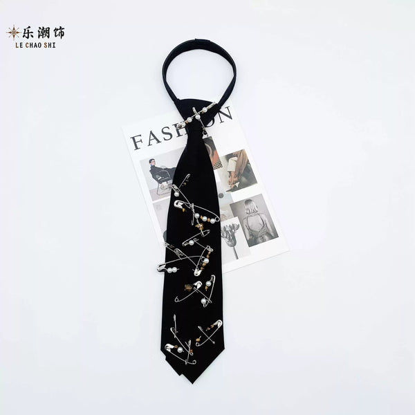 Le Chao pearl tiger eye tie