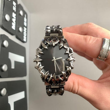 TALKLESSFASHION Silver-black-black Millennial special-shaped watches, mid-vintage, European and American style, high-end personality, creativity, niche design, carved tide men's watches