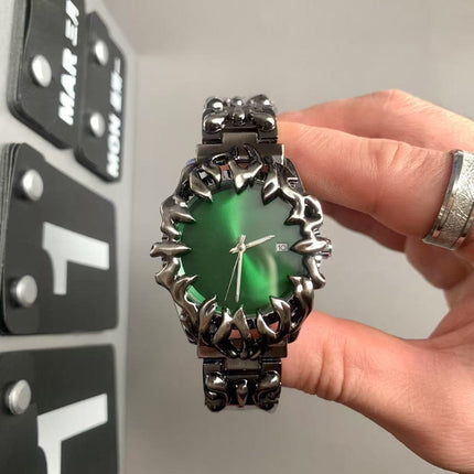 TALKLESSFASHION Silver black green Millennial special-shaped watches, mid-vintage, European and American style, high-end personality, creativity, niche design, carved tide men's watches