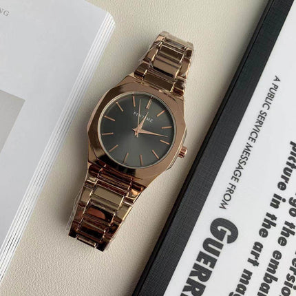 TALKLESSFASHION Square silver band square watch