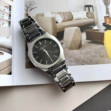 TALKLESSFASHION Square silver band square watch