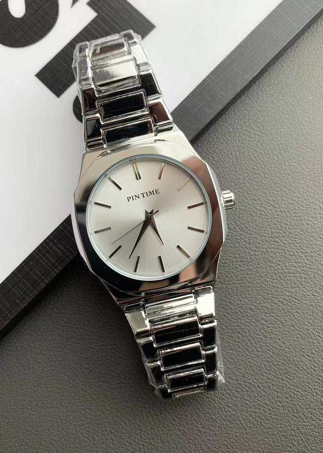 TALKLESSFASHION Square silver band square watch