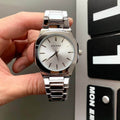TALKLESSFASHION Square silver band square watch
