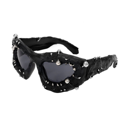 TALKLESSFASHION Vinyl black sheet European and American street punk rivet metal design sense color European and American sunglasses fashionable trend face small glasses