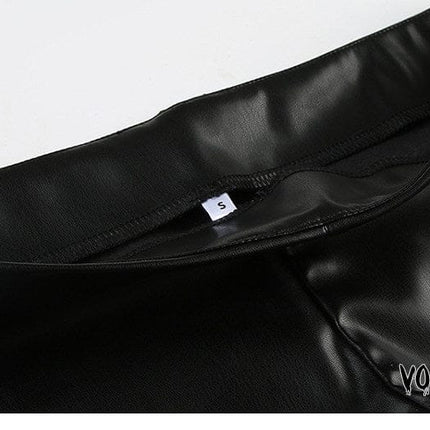 TALKLESSFASHION VOstudio dark punk style big belt Japanese button rivet shorts female hot girl low-waisted PU leather hot pants light Asia